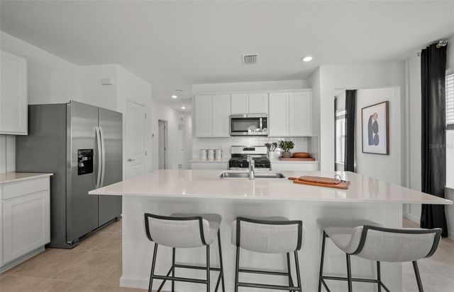 814 BALLEBY TRAIL, Bradenton, FL 34212