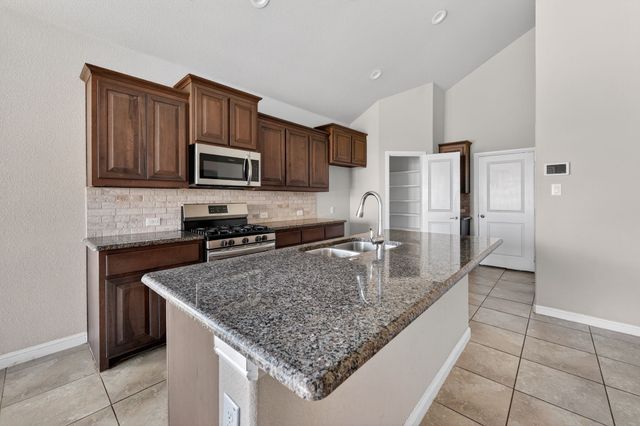 1133 Belsay Lane, Saginaw, TX 76131