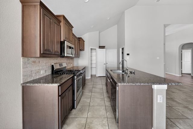 1133 Belsay Lane, Saginaw, TX 76131