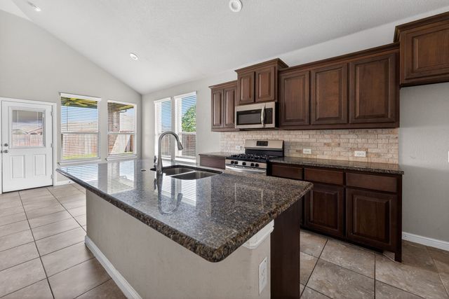 1133 Belsay Lane, Saginaw, TX 76131