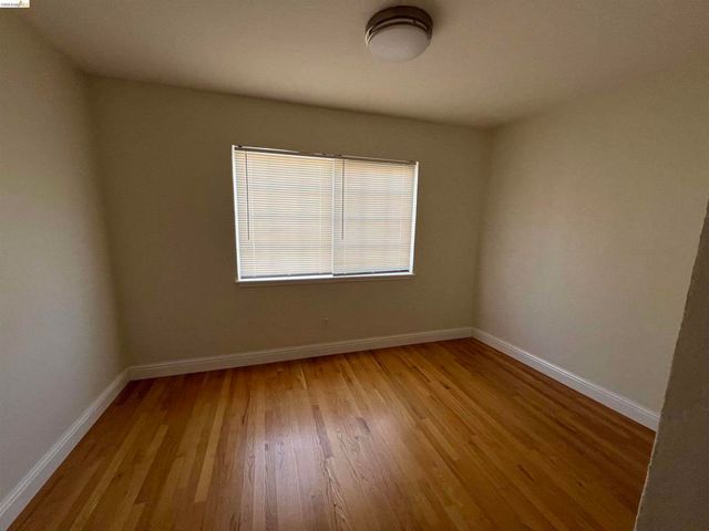 3244 ELLIS ST, Berkeley, CA 94703