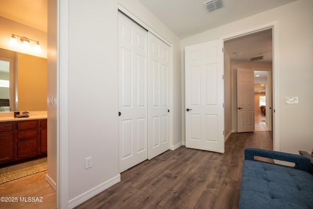 5758 S Clonmellon Avenue, Tucson, AZ 85747