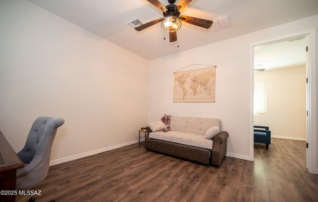 5758 S Clonmellon Avenue, Tucson, AZ 85747