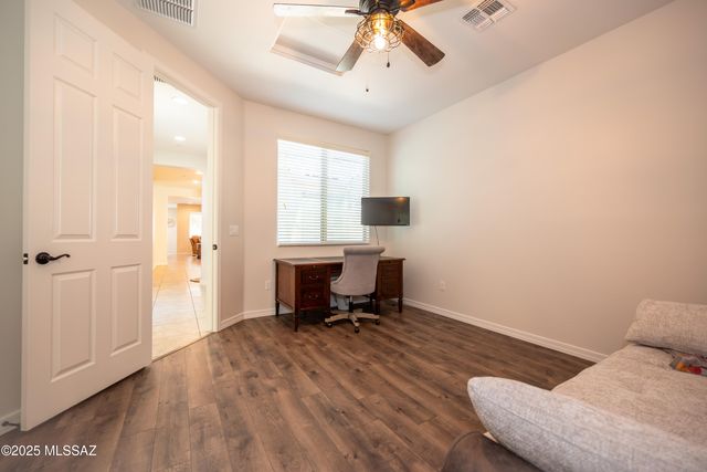 5758 S Clonmellon Avenue, Tucson, AZ 85747