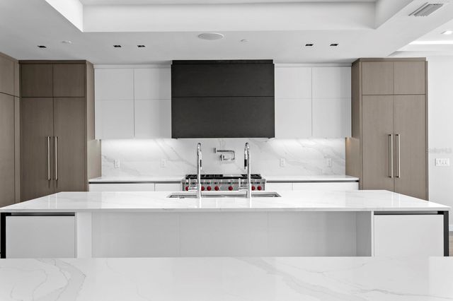 70 GULF BOULEVARD, Indian Rocks Beach, FL 33785