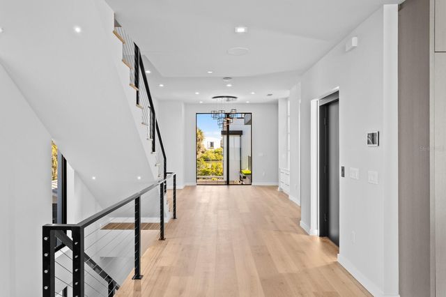 70 GULF BOULEVARD, Indian Rocks Beach, FL 33785