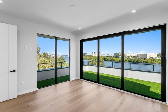 70 GULF BOULEVARD, Indian Rocks Beach, FL 33785