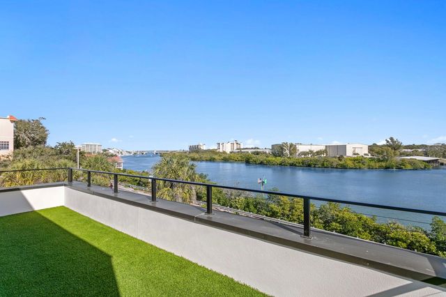 70 GULF BOULEVARD, Indian Rocks Beach, FL 33785