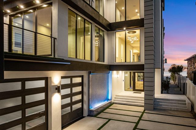 70 GULF BOULEVARD, Indian Rocks Beach, FL 33785