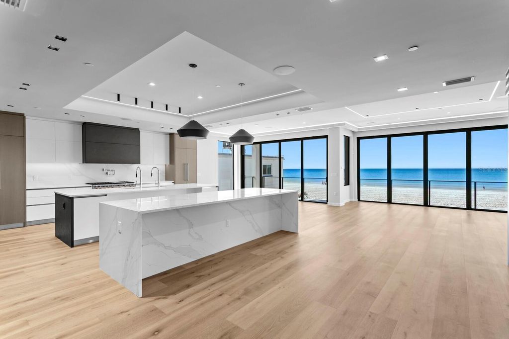 Image 13 of property listing at 70 GULF BOULEVARD, Indian Rocks Beach, FL 33785