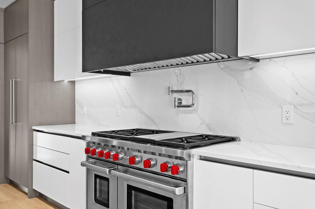 Image 19 of property listing at 70 GULF BOULEVARD, Indian Rocks Beach, FL 33785