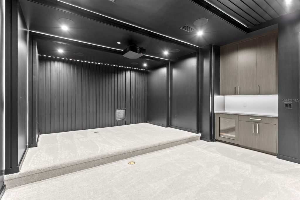 Image 26 of property listing at 70 GULF BOULEVARD, Indian Rocks Beach, FL 33785