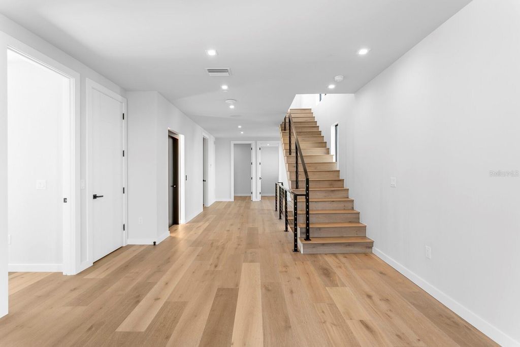 Image 51 of property listing at 70 GULF BOULEVARD, Indian Rocks Beach, FL 33785