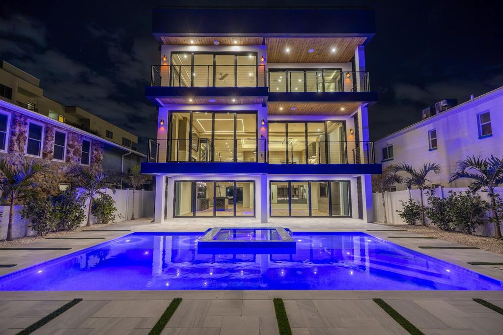 Image 76 of property listing at 70 GULF BOULEVARD, Indian Rocks Beach, FL 33785