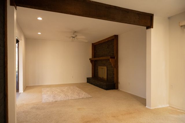 2001 Park Hill Drive, Arlington, TX 76012