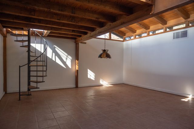 2001 Park Hill Drive, Arlington, TX 76012