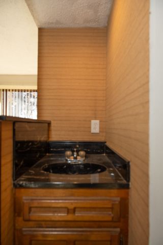 2001 Park Hill Drive, Arlington, TX 76012