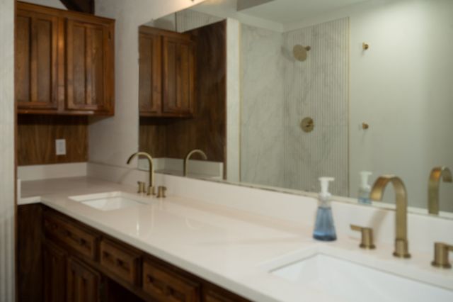 2001 Park Hill Drive, Arlington, TX 76012