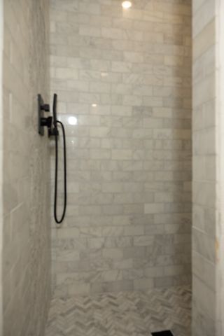 2001 Park Hill Drive, Arlington, TX 76012