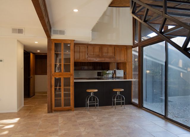 2001 Park Hill Drive, Arlington, TX 76012