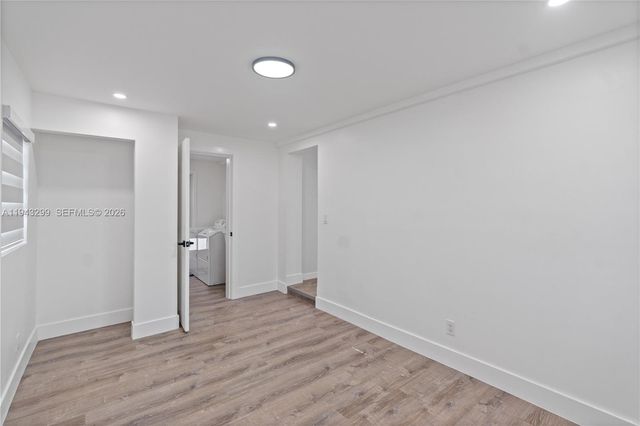 2441 NW 181st Ter, Miami Gardens, FL 33056