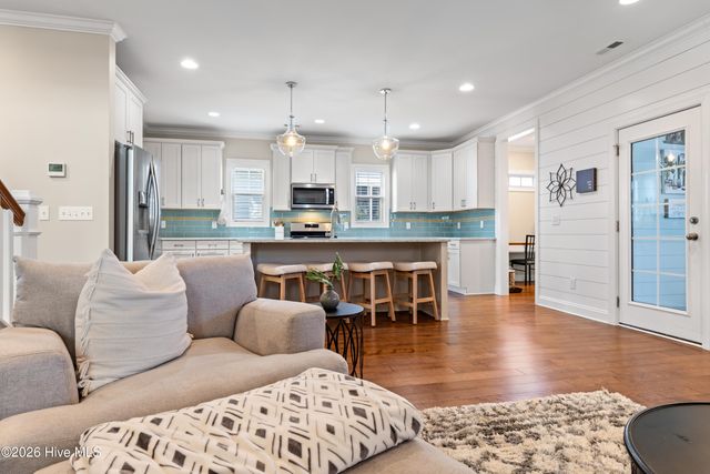 631 Edgerton Drive, Wilmington, NC 28412