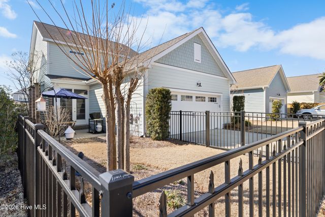 631 Edgerton Drive, Wilmington, NC 28412