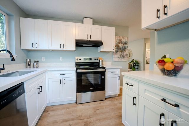 12419 SE Petrovitsky Road, Renton, WA 98058