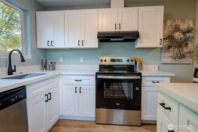 12419 SE Petrovitsky Road, Renton, WA 98058