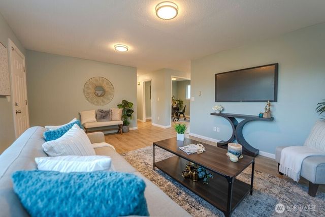 12419 SE Petrovitsky Road, Renton, WA 98058
