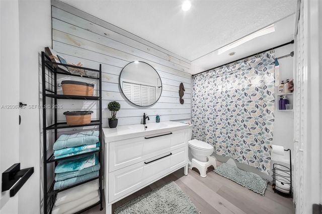 10431 SW 93rd Street, Miami, FL 33176