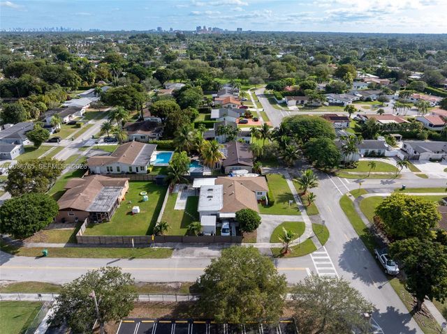 10431 SW 93rd Street, Miami, FL 33176