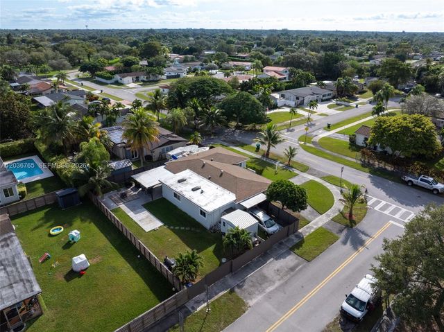 10431 SW 93rd Street, Miami, FL 33176