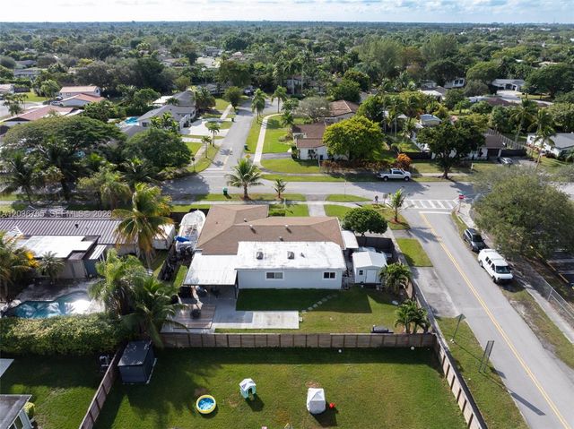 10431 SW 93rd Street, Miami, FL 33176