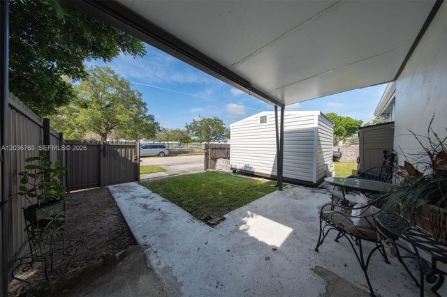 10431 SW 93rd Street, Miami, FL 33176