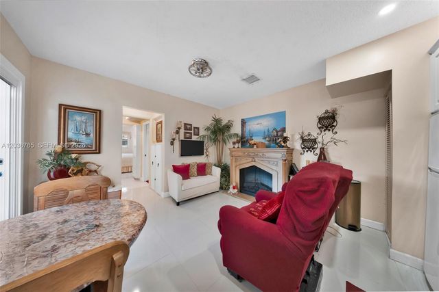 10431 SW 93rd Street, Miami, FL 33176