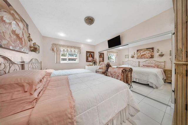 10431 SW 93rd Street, Miami, FL 33176