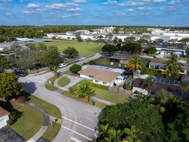 10431 SW 93rd Street, Miami, FL 33176