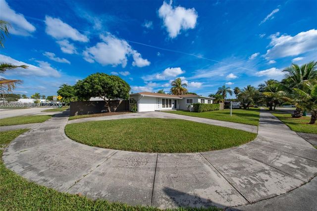 10431 SW 93rd Street, Miami, FL 33176