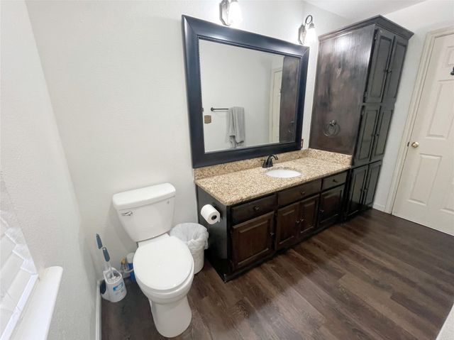 286 W Ridge Street, Decatur, TX 76234