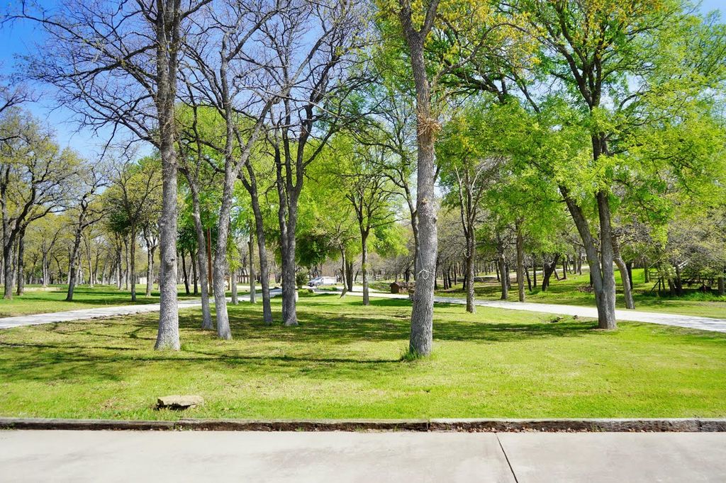 286 W Ridge Street, Decatur, TX 76234 — photo 5