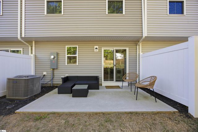217 Sarnesfield Way, Greenville, SC 29605