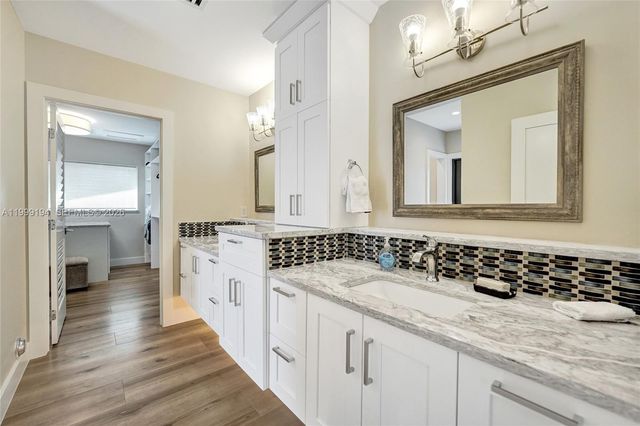 2832 NE 26th St, Fort Lauderdale, FL 33305