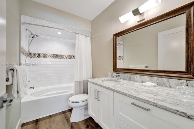 2832 NE 26th St, Fort Lauderdale, FL 33305