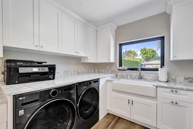 2832 NE 26th St, Fort Lauderdale, FL 33305