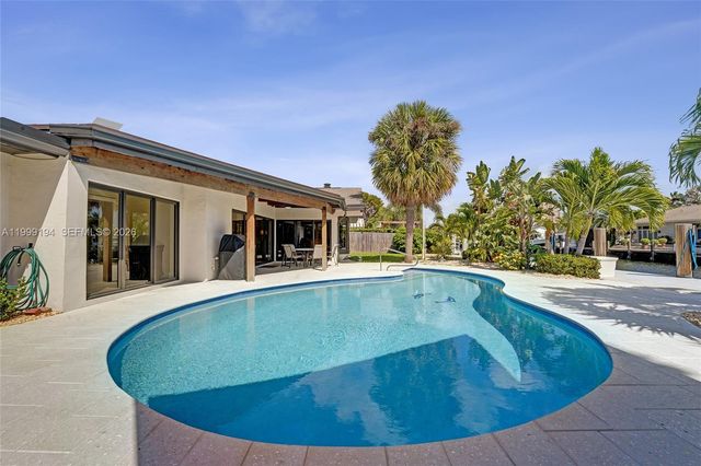 2832 NE 26th St, Fort Lauderdale, FL 33305