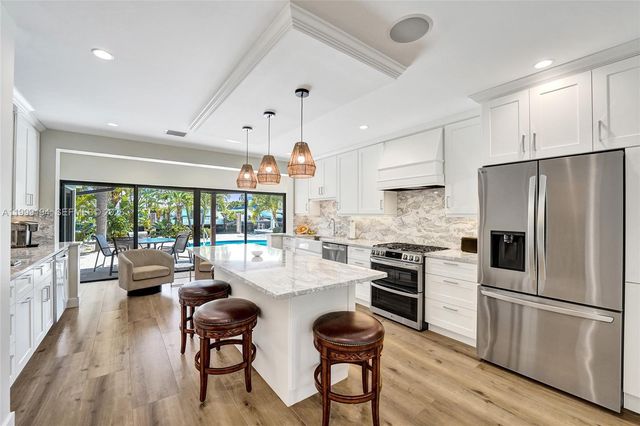 2832 NE 26th St, Fort Lauderdale, FL 33305