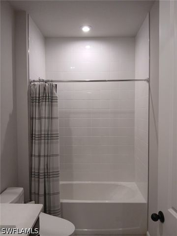 10371 Bonavie Cove DR, Fort Myers, FL 33966