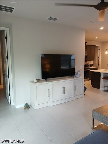 10371 Bonavie Cove DR, Fort Myers, FL 33966