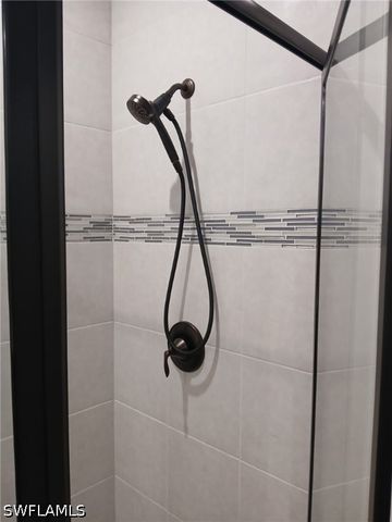 10371 Bonavie Cove DR, Fort Myers, FL 33966